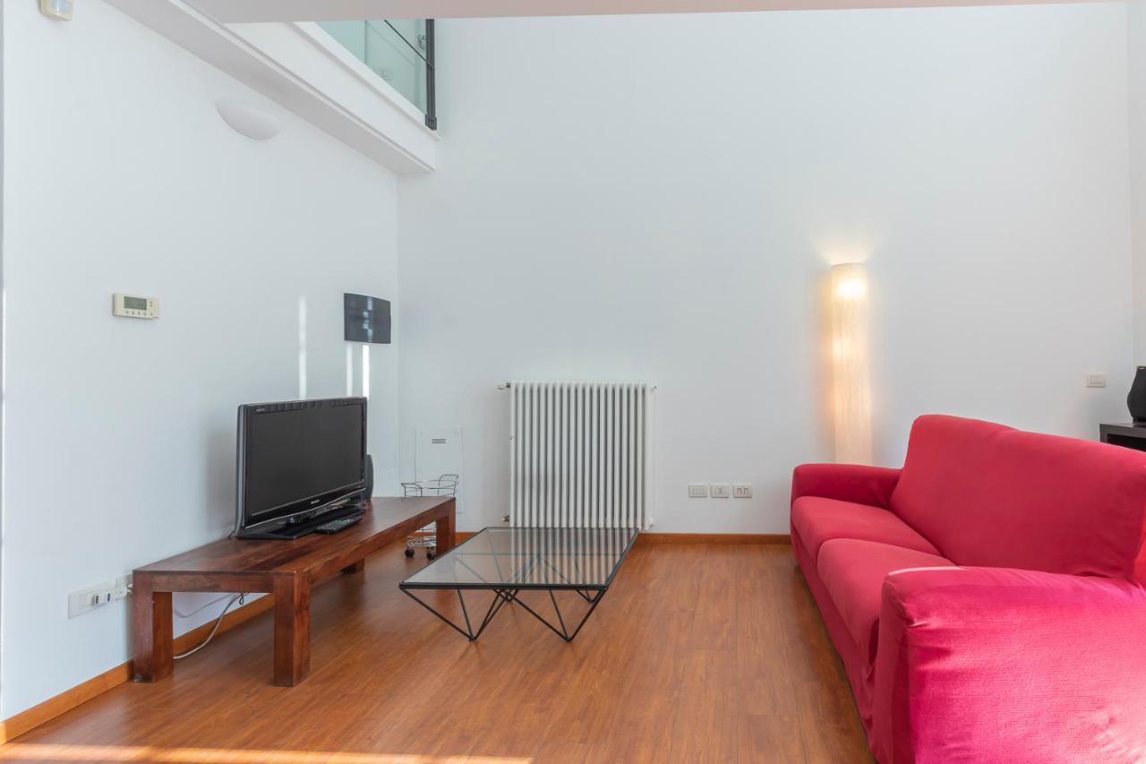I Host Apartment - Guintellino 32 Milano Exterior foto